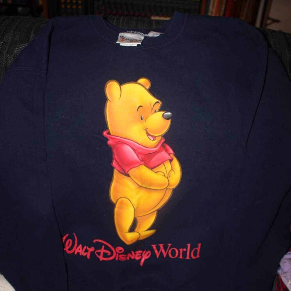 Walt Disney World Pooh Navy Blue Sweatshirt - Size Adult Large